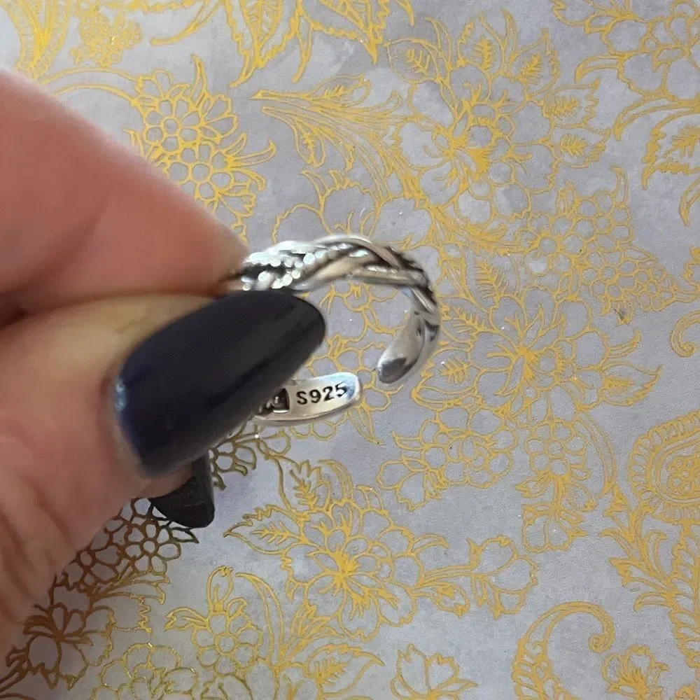 The Dainty Weave Ring in antiqued 925 silver